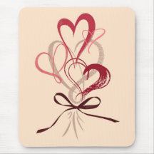 Pink Heart Bouquet Valentine’s Day Mousepad