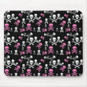 Pink & White Skull & Crossbones Black mousepads