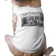 Play Golf Free (While Having Your Suit Pressed) Pet T-shirt