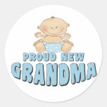 PROUD NEW Grandma T-Shirt Round Sticker