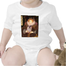 Pug 2 (fawn) - Queen T Shirts