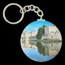Reflections from a majestic Castle keychains