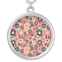 Retro Flowers Necklace