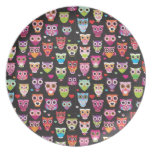 Retro owl pattern illustration birthday plate