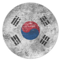 Scuffed and Worn South Korean Flag Party Plate