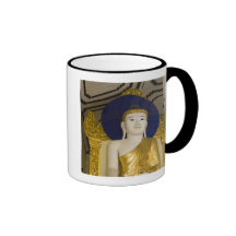 Shwedagon Pagoda (Paya), large temple site that 3 Coffee Mugs