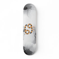 Skateboards "Cancer in Tiger's style".