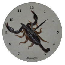 "Skorpion" by mysteryella Wanduhren