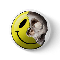 Skull smiley pin