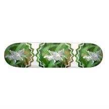 Small Cup Daffodils Skateboard