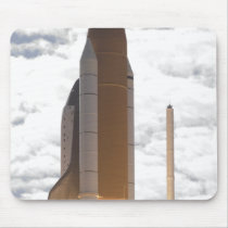 Space Shuttle Atlantis lifts off 16 Mouse Pad