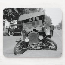 Splayed Feet, 1922 Mousepad