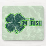 St. Patrick’s ‘Kiss Me’ Shamrock Grunge Mousepad