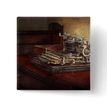 Steampunk - A crusty old typewriter