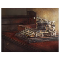 Steampunk - A crusty old typewriter