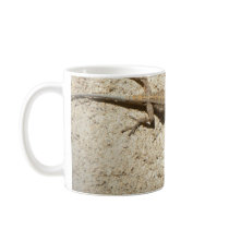 Stucco lizard mug