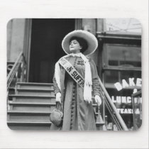 Stylin' Suffragette, 1908