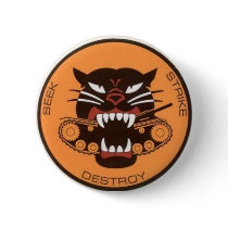 tank destroyer logo pin
