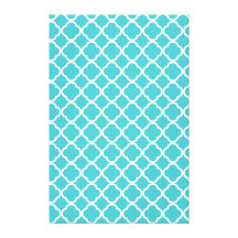 Teal Quatrefoil Pattern Stretched Canvas Print
