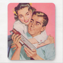 Th Kitsch Bitsch : Vintage Couple Graphic Mouse Pad