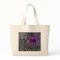 The African Daisy Tote Bags