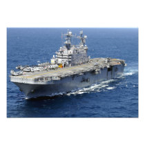 The amphibious assault ship USS Peleliu Photographic Print