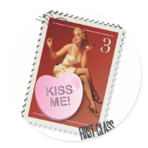 The Kitsch Bitsch : "Kiss Me" Candy Heart Pin-Up Stickers