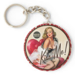 The Kitsch Bitsch : "Kiss Me" Valentine Pin-Up keychains