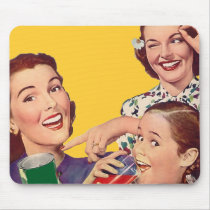 The Kitsch Bitsch : Vintage Family Graphic Mousepad