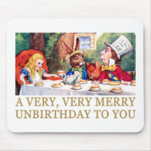 THE MAD HATTER WISHES ALICE A MERRY UNBIRTHDAY! MOUSE MAT