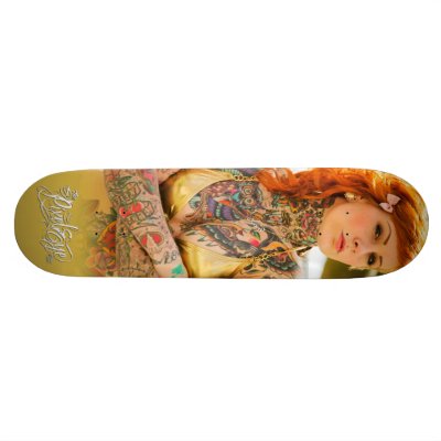 Skatedeck based on Dirk The Pixeleye Behlau s most wanted PinUp photos