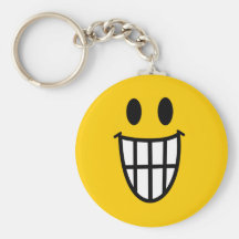 Toothy grin smiley key chain