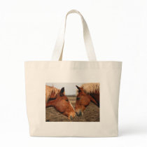 Touching noses bag