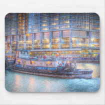 Tugboat on Chicago River