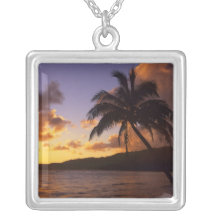 USA, Hawaii, Kauai, Colourful sunrise in a 2 Personalised Necklace