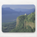USA, Oregon, Columbia River Gorge NSA. View of mousepads