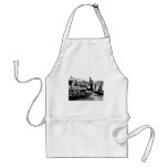 VENICE GONDOLIERS IN BLACK AND WHITE APRON