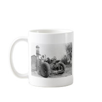 Vintage Gas Pump on the Farm, 1940s Coffee Mugs