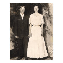 Vintage Picture of a Wedding Couple Postcards