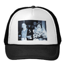 Vintage Wedding Picture - Happy Couple (Cyanotype) Mesh Hats