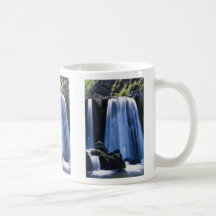 Waterfall at Spekes near Hartland, North Devon, En Mugs