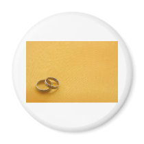 Wedding rings magnets