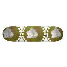 White Balloon Flower Skateboard
