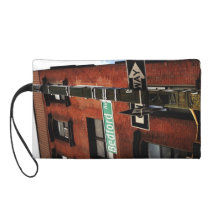 Williamsburg Bag Wristlet Purses
