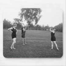 Women's 1920s Golf Fashion Mouse Mat