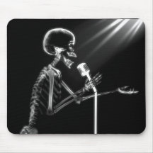 X-RAY SKELETON SINGING ON RETRO MIC - B&W MOUSEMATS