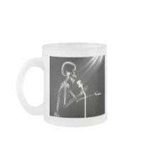 X-RAY SKELETON SINGING ON RETRO MIC - B&W MUG