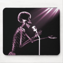 X-RAY SKELETON SINGING ON RETRO MIC - PINK MOUSE MAT