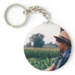 YOUNG AMISH IN FIELD KEYCHAIN