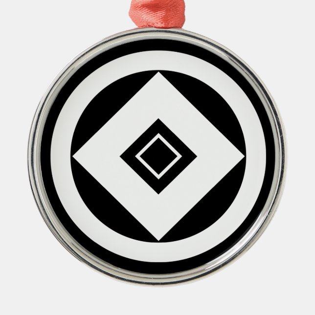 一柳家二重釘貫 METAL TREE DECORATION (Front)